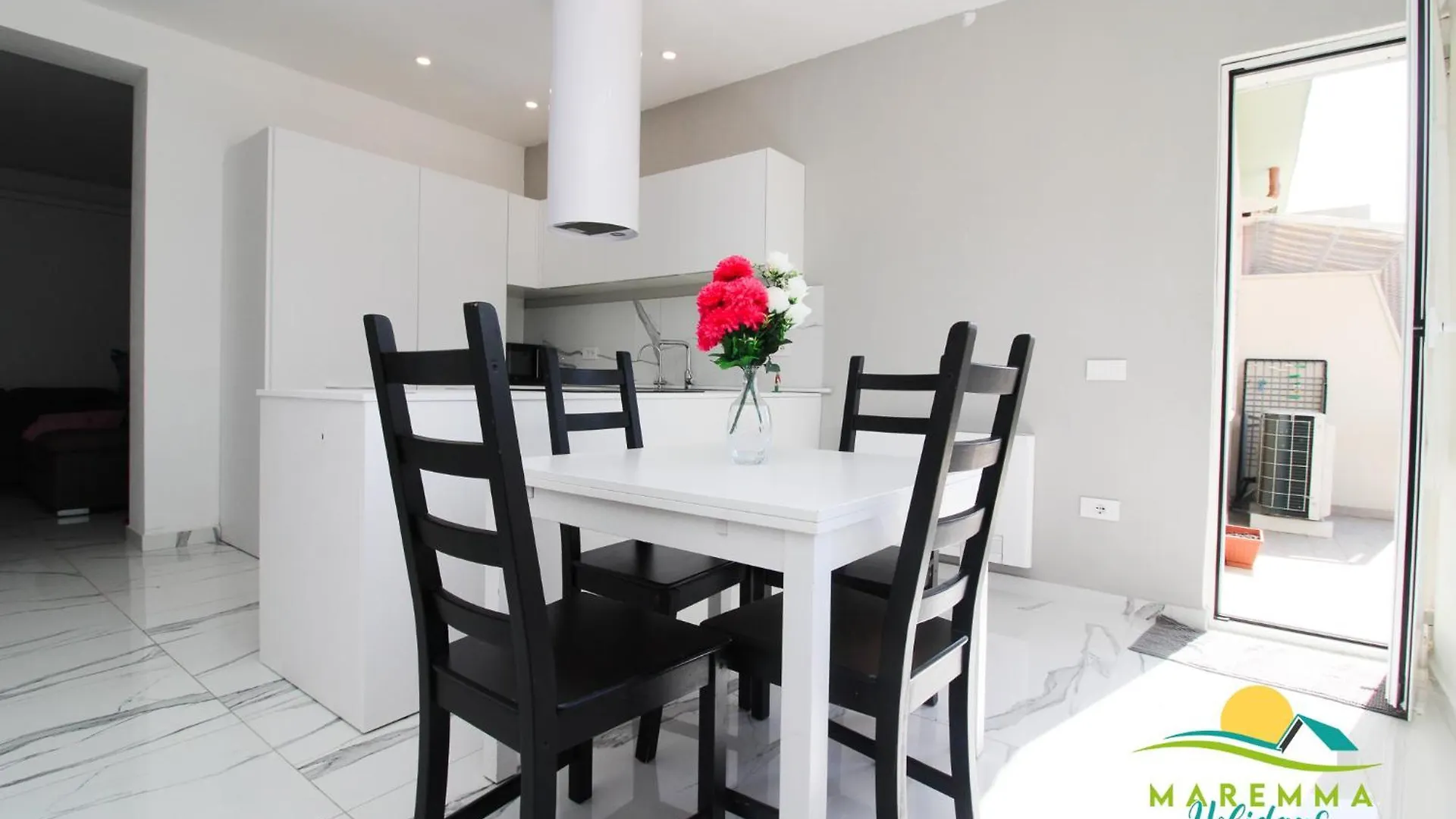 Maremma Holidays:Bicocchi Apartment Follonica